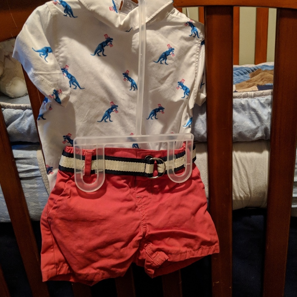 Childrens place shorts set